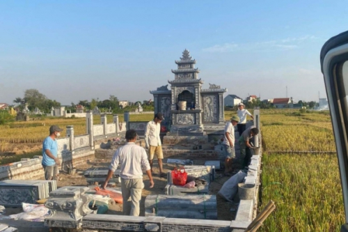 THI CÔNG CÔNG TRÌNH LĂNG MỘ ĐÁ - GIA ĐÌNH ANH HÙNG-NINH BÌNH